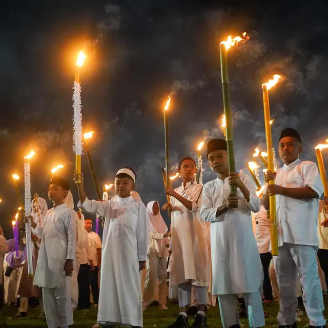 Potret Kemeriahan Pawai Obor Perayaan Tahun Baru Islam di Bone Bolango